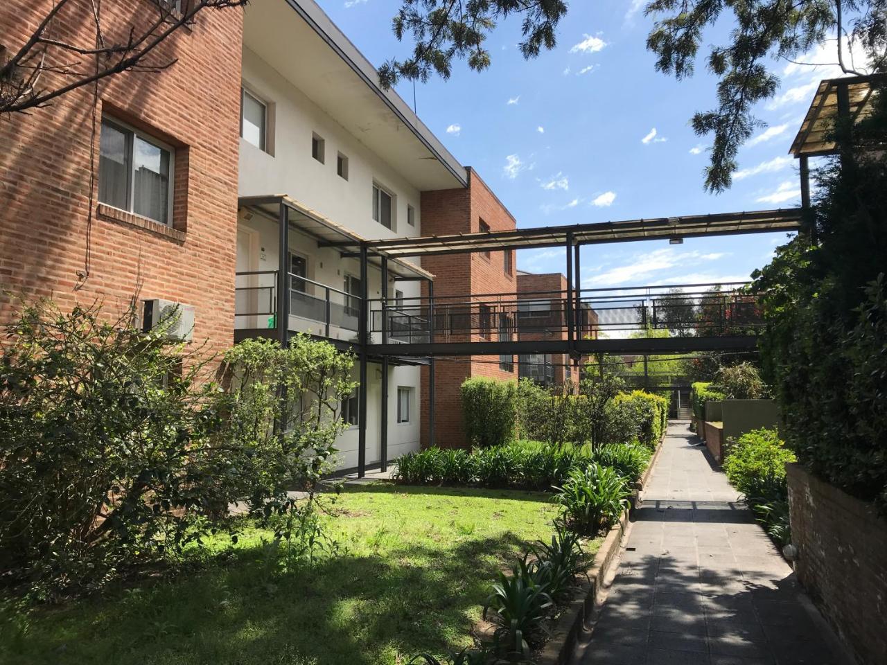 Hermoso Apartamento En Country Hosp Univ Austral Pilar  Exterior foto